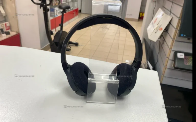 Наушники  JBL Tune 810BT