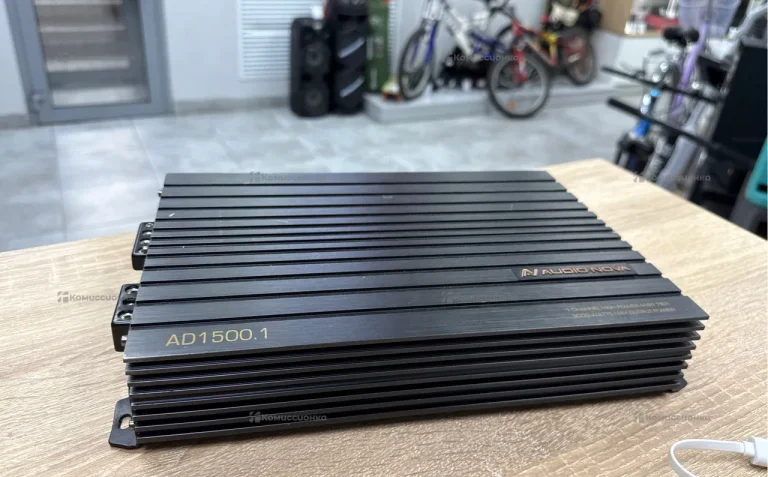 Усилитель  AUDIO NOVA AD1500.1