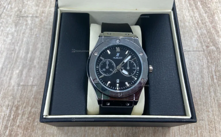 Часы  hublot