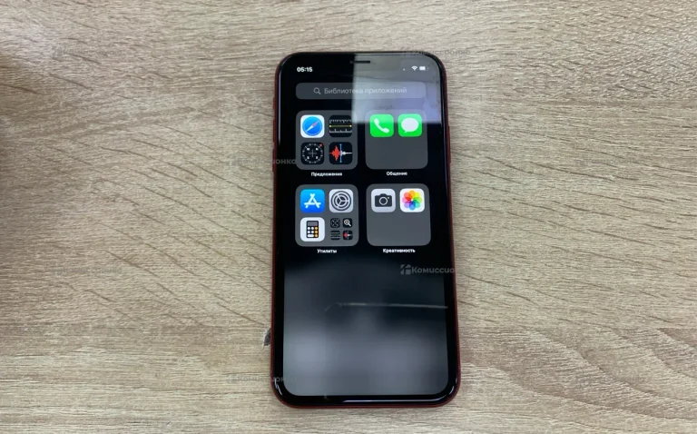 Apple iPhone XR 3/128 ГБ