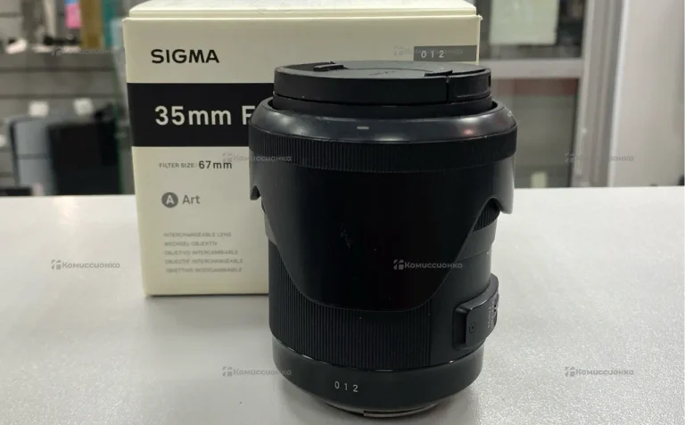 Объектив  Siga 35mm F1.4 DG