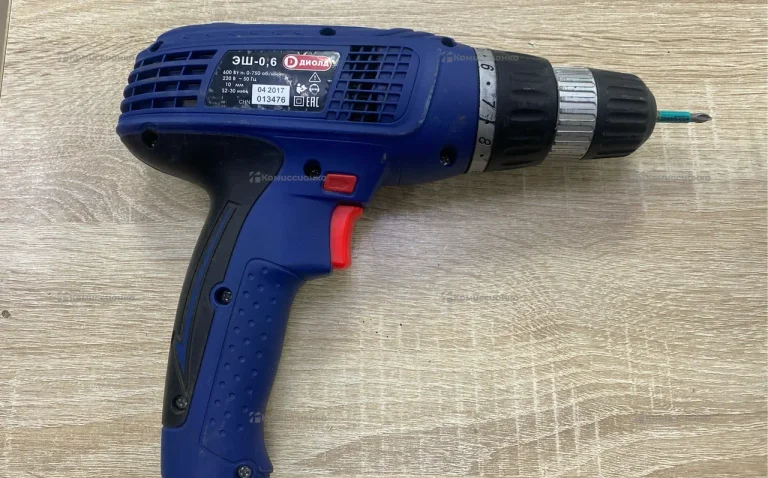 Дрель-шуруповерт ДИОЛД ЭШ-0.6