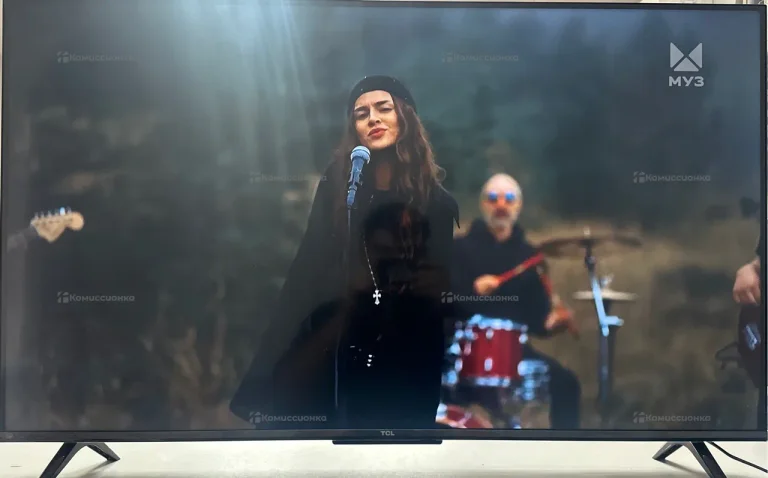 Телевизор Tcl 43v6b