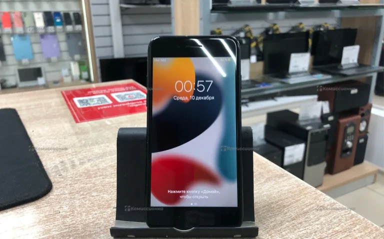 Apple iPhone 7 2/32 ГБ