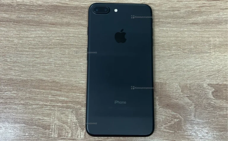 Apple iPhone 7 Plus 3/32 ГБ