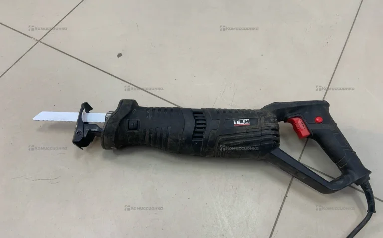 сабельная пила TEH TRS6240