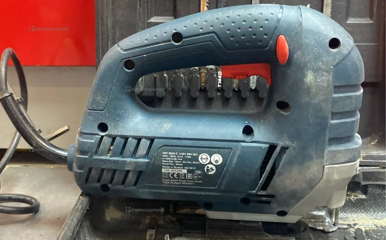 Электролобзик Bosch GST 8000 E