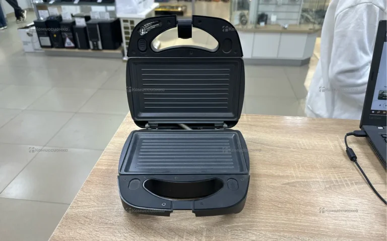 Мультипекарь Redmond M657/1