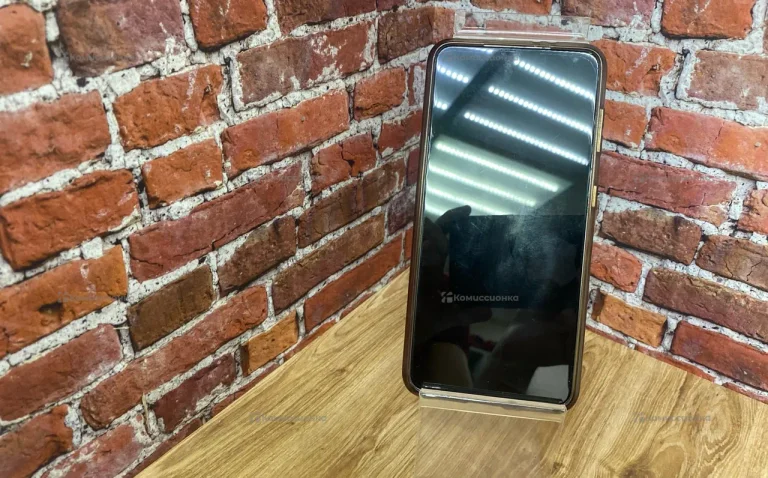 Samsung Galaxy S21 5G 6/128 ГБ