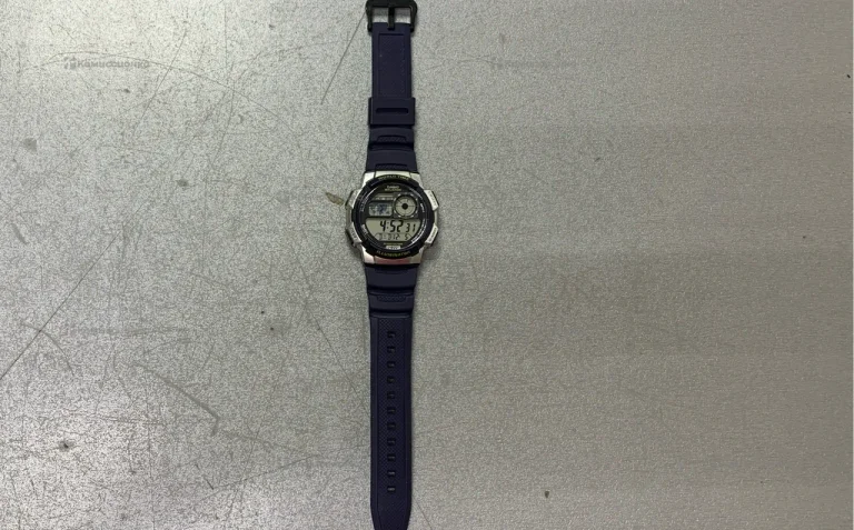 Часы  Casio 5 alarms