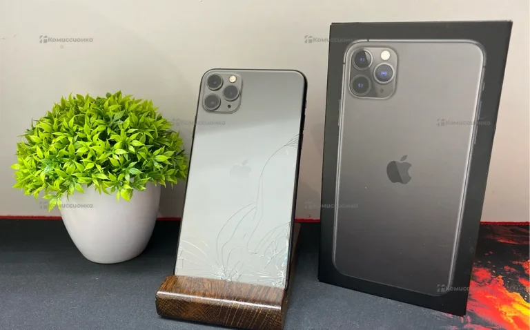 Apple iPhone 11 Pro Max 4/256 ГБ