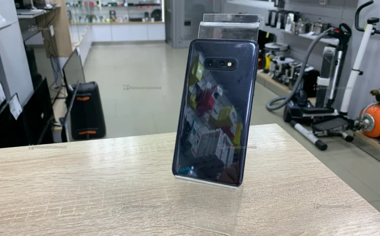 Samsung Galaxy S10e 6/128Gb