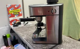 Купить Кофеварка рожкового типа RED solution RCM-M1523 б/у , в Санкт-Петербург Цена:1900рублей