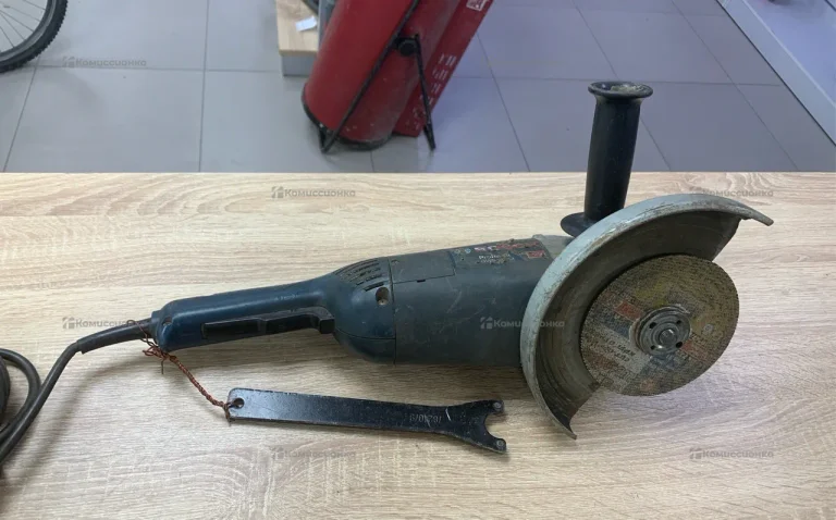 УШМ Bosch Professional GWS 22-230
