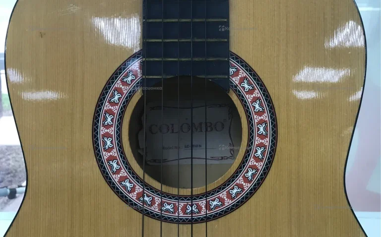 Гитара Colombo