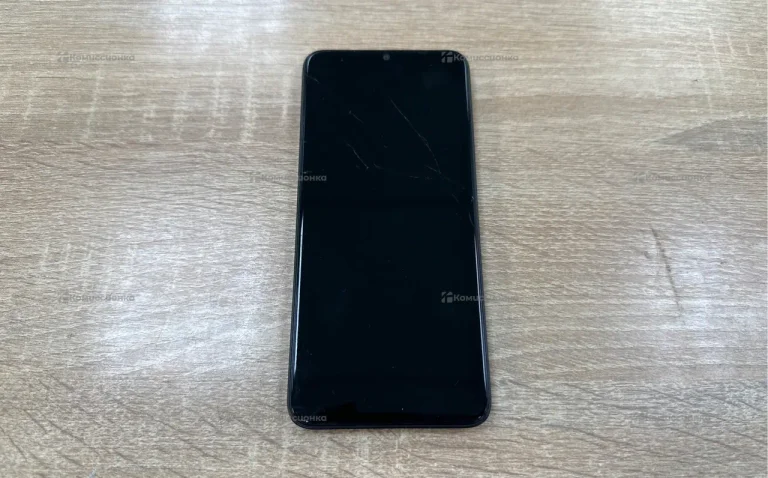 Infinix Hot 30i 4/64 ГБ