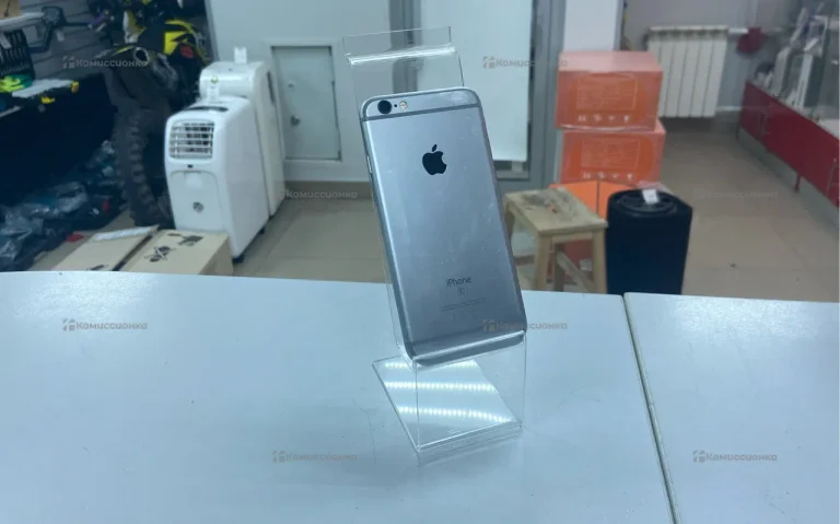 Apple iPhone 6s 2/32 ГБ