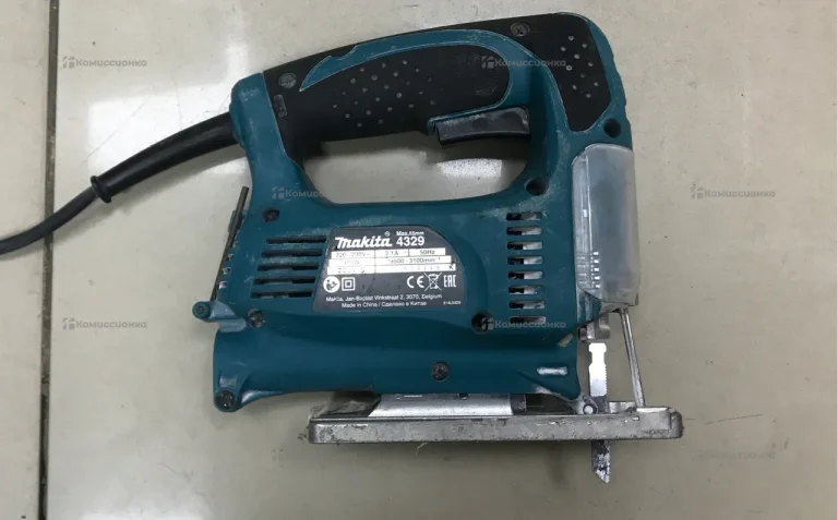 Электролобзик makita 4329 2024г