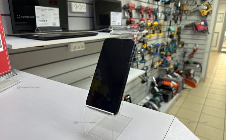 Apple iPhone X 3/64 ГБ