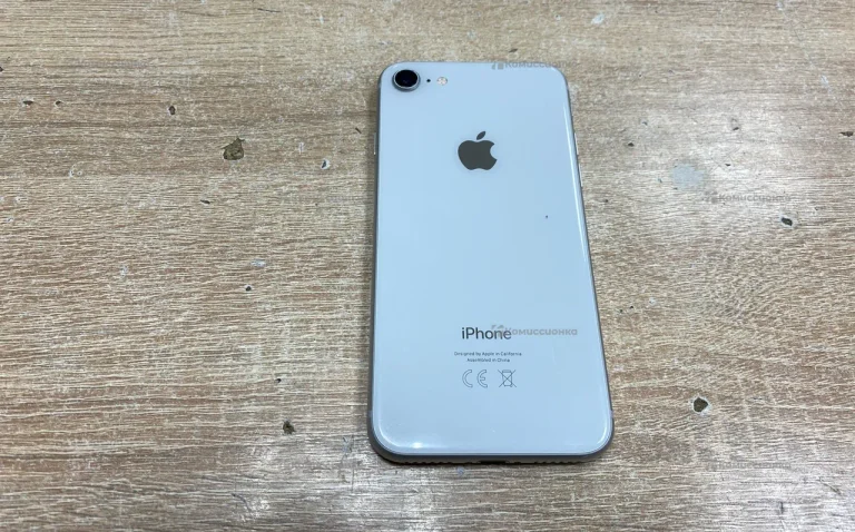 Apple iPhone 8 64 ГБ