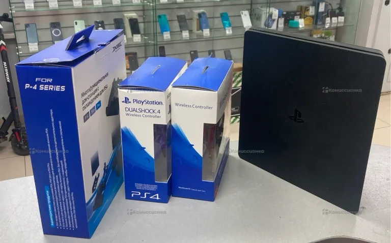 Приставка Sony ps4 slim 500.