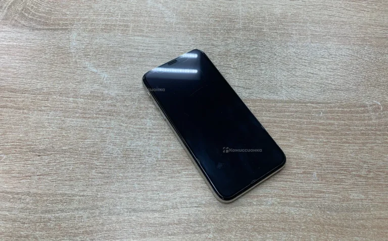 Apple iPhone X 3/64 ГБ