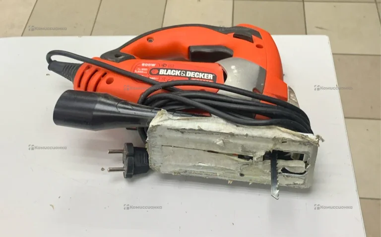 Электролобзик BLACK+DECKER KS999EK