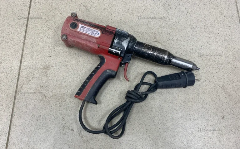 Заклепочник Skytools SK1008