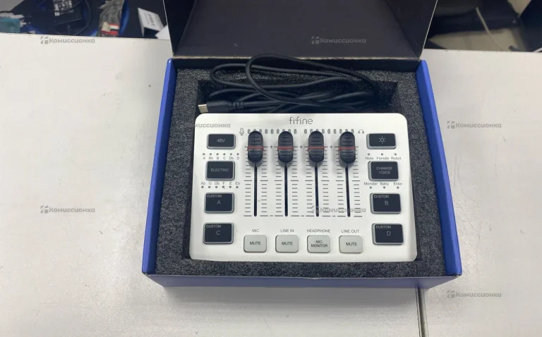 Микшер fifine sc3
