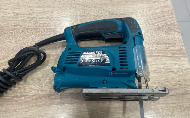 Электролобзик makita 4329