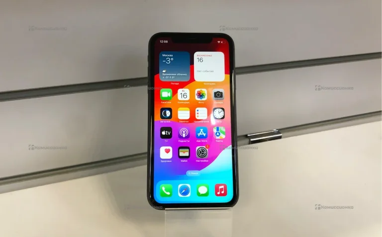 Apple iPhone 11 4/128 ГБ