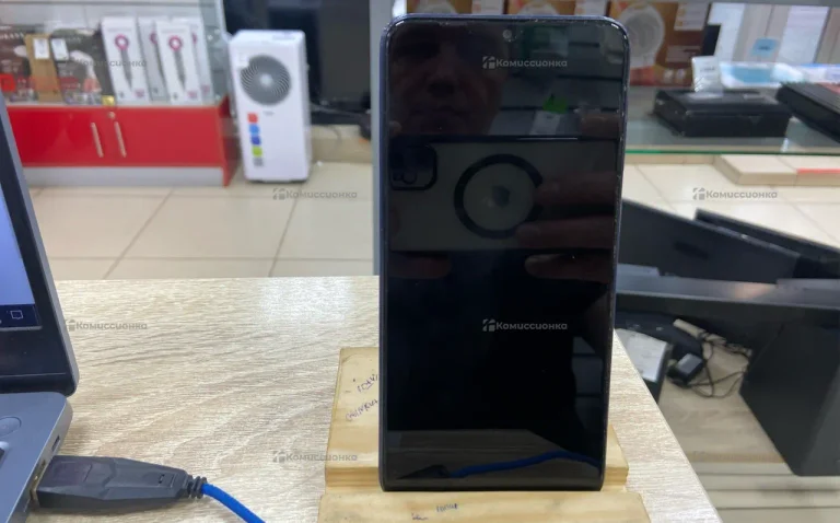 Samsung Galaxy A10 2/32 ГБ