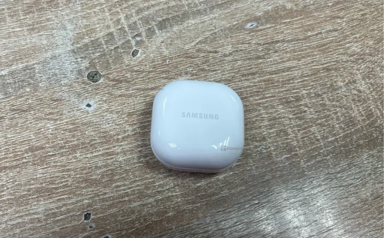 Наушники  Samsung Buds FE