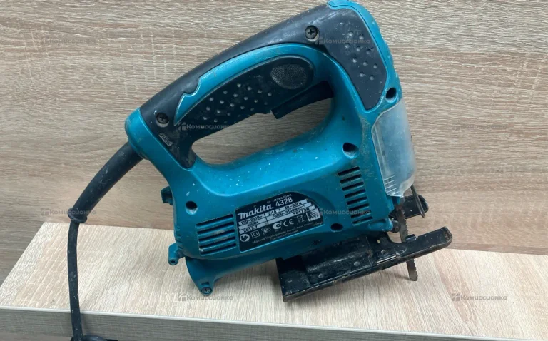 Электролобзик makita 4328