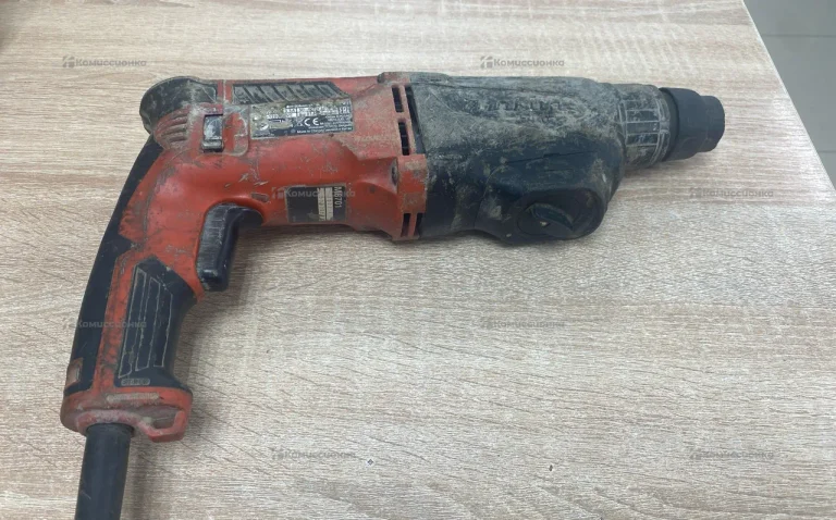 Перфоратор Makita M8701