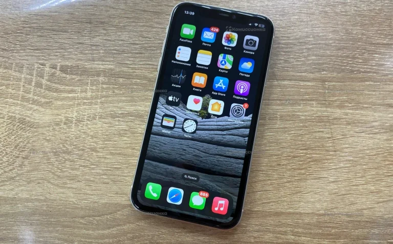 Apple iPhone 11 4/64 ГБ