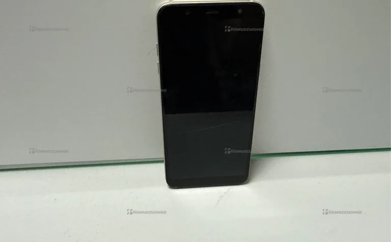 Samsung Galaxy A6+ (2018) 4/32 ГБ