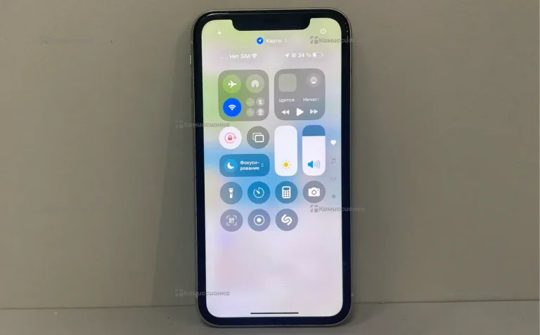 Apple iPhone 11 4/64 ГБ