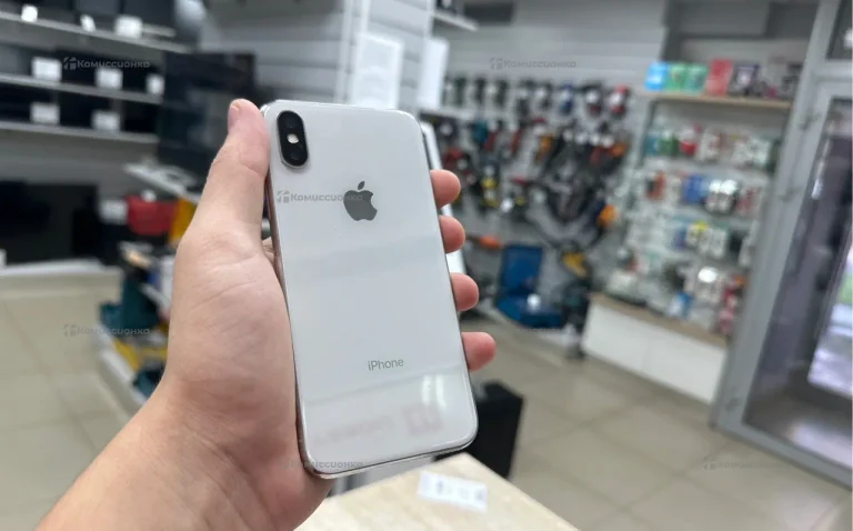 Apple iPhone X 3/64 ГБ