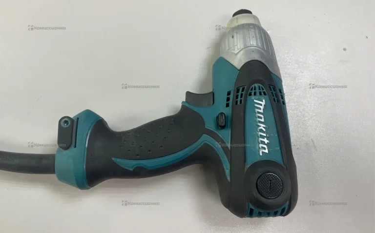 Винтоверт makita TD0101
