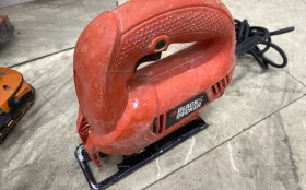 Электролобзик BLACK+DECKER KS495