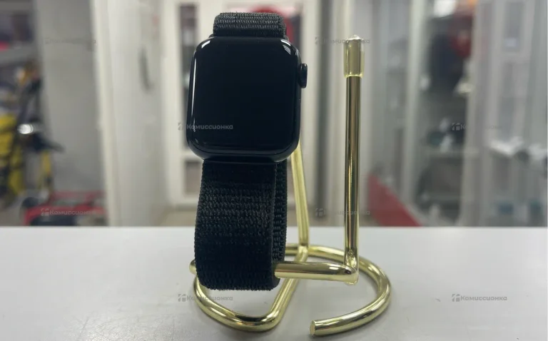 Часы  Apple Watch SE 2