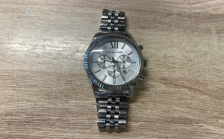 Часы  Michael kors