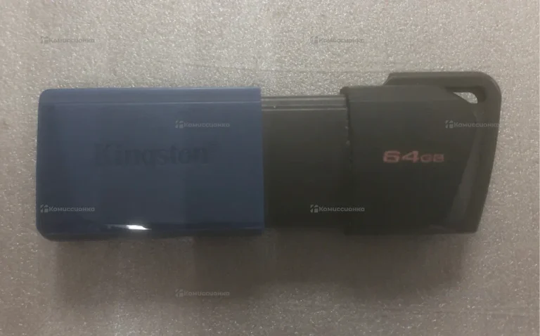 Флешка Kingston 64
