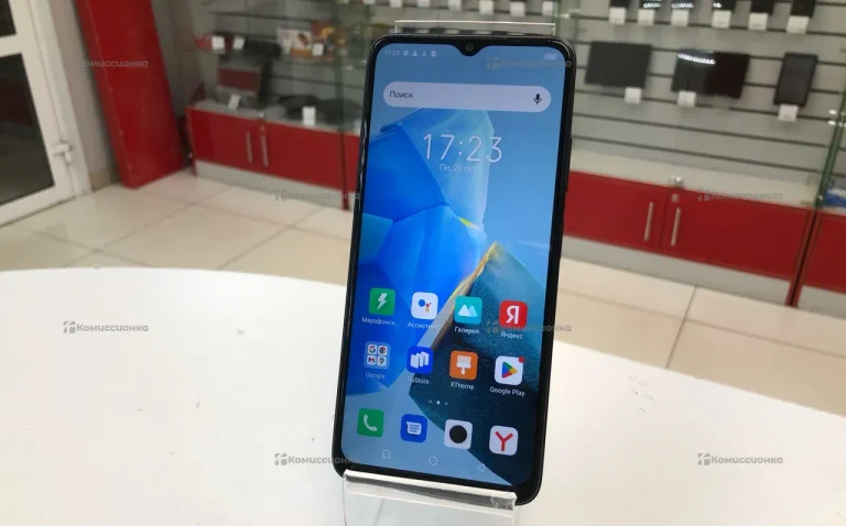 Infinix Hot 30i 4/64 ГБ