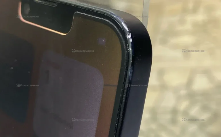 Apple iPhone 16e 8/128 ГБ