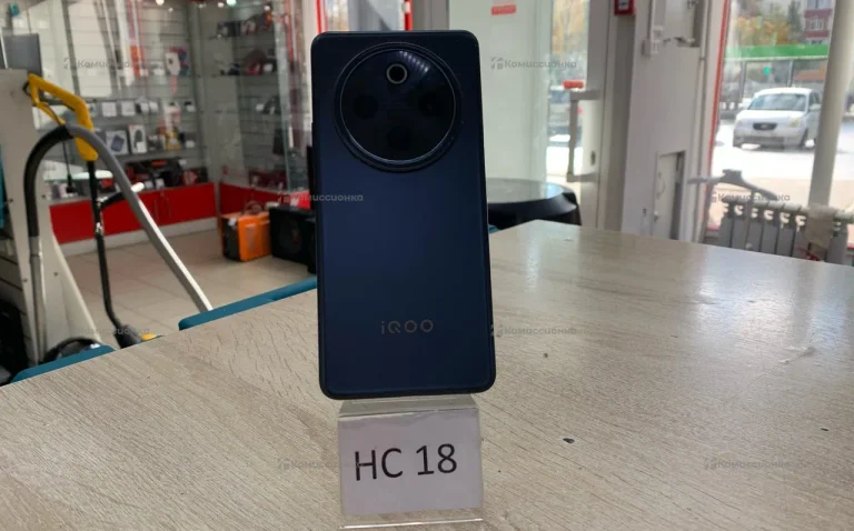 Vivo iQOO Z10 8/256 ГБ