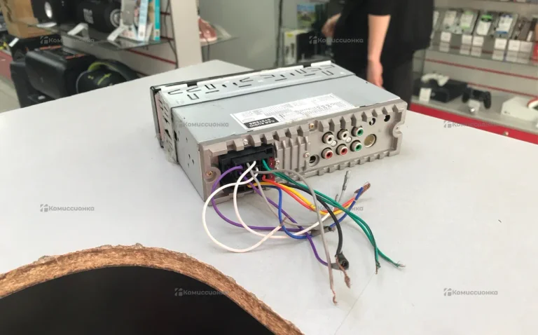 Автомагнитола  pioneer up