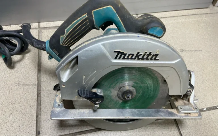 Циркулярная пила Makita HS7600