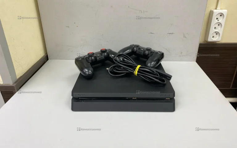 Приставка PS4. Slim 1ТБ